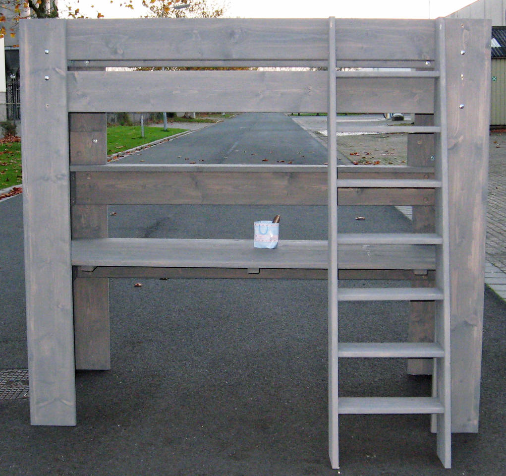 Hoogslaper en kinderbedden Kleine hoogslaper
