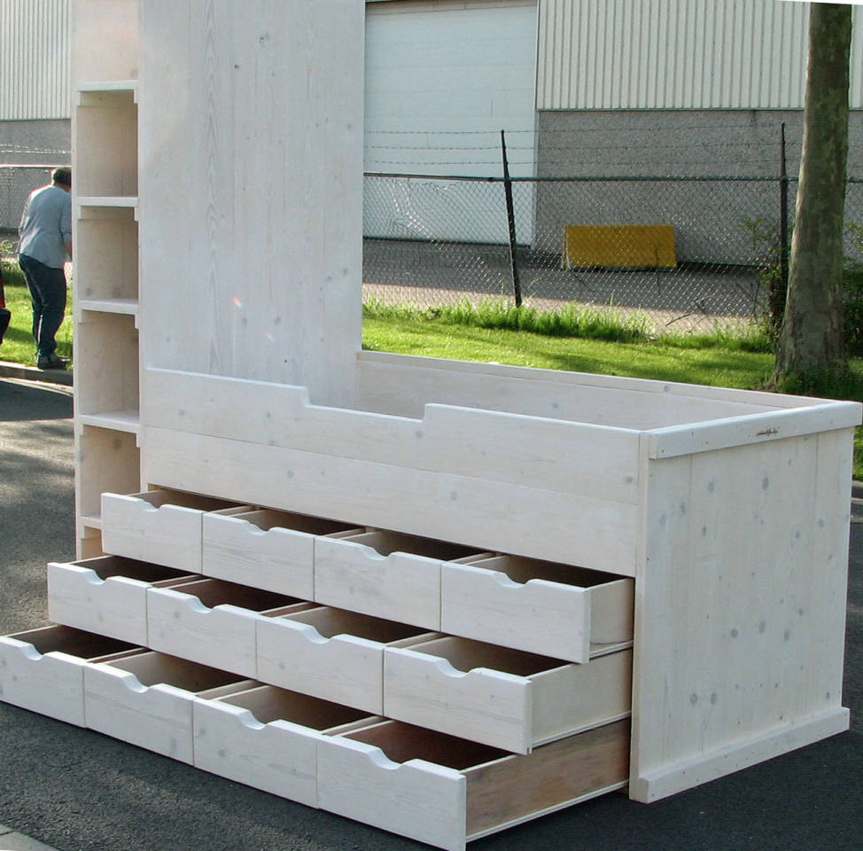 Maatwerkmeubelen van hout Ontwerp plafond bed